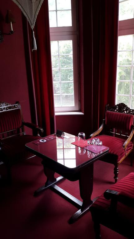 Fiaker Panzio Hotel Мисколк Екстериор снимка